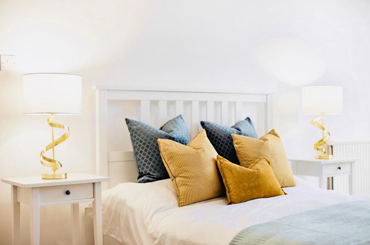 Spacious & Charming Garden Flat -Zone 2- Great For Central London Access 외부 사진