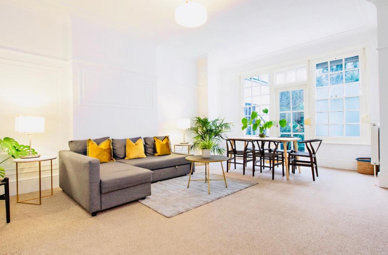 Spacious & Charming Garden Flat -Zone 2- Great For Central London Access 외부 사진